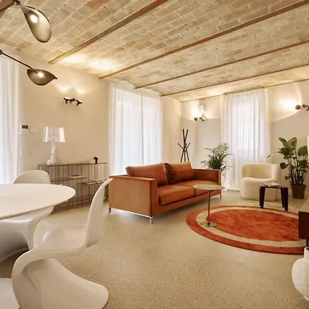Villa In Centro Con Giardino E Parcheggio - La Casa Della Giuliana *