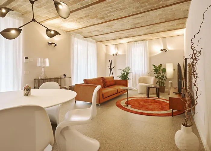 Casa Giuliana, Con Giardino Privato E Parcheggio - Le Dimore Del Centro *