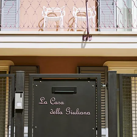 ヴィラ In Centro Con Giardino E Parcheggio - La Casa Della Giuliana SantʼArcangelo di Romagna