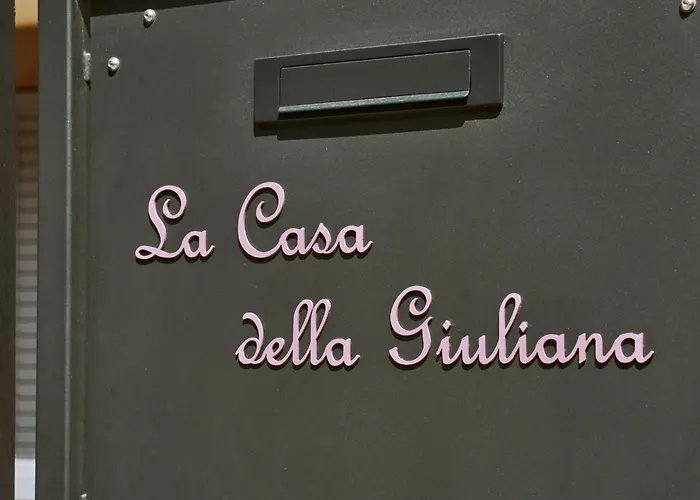 Tatil Evi La Casa Della Giuliana - Con Giardino E Parche...