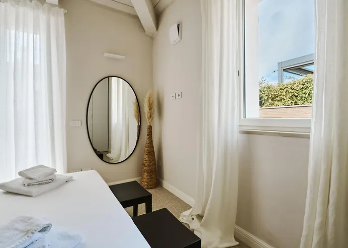 Casa Giuliana, Con Giardino Privato E Parcheggio - Le Dimore Del Centro