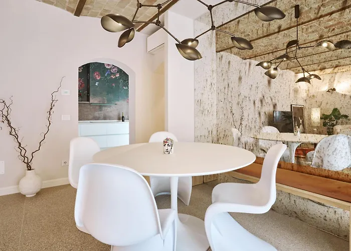 Casa Giuliana, Con Giardino Privato E Parcheggio - Le Dimore Del Centro * 산타르칸젤로 디 로마냐