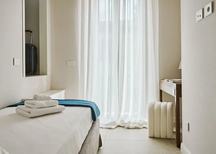 Casa Giuliana, Con Giardino Privato E Parcheggio - Le Dimore Del Centro 빌라 *