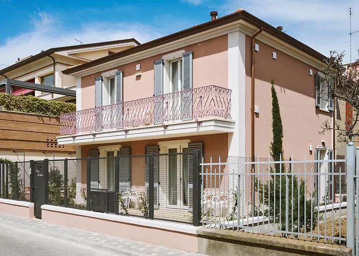 别墅 Casa Giuliana, Con Giardino Privato E Parcheggio - Le Dimore Del Centro 圣阿兹吉罗迪奥