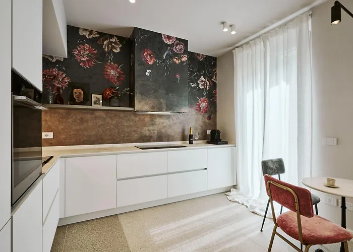 Casa Giuliana, Con Giardino Privato E Parcheggio - Le Dimore Del Centro *